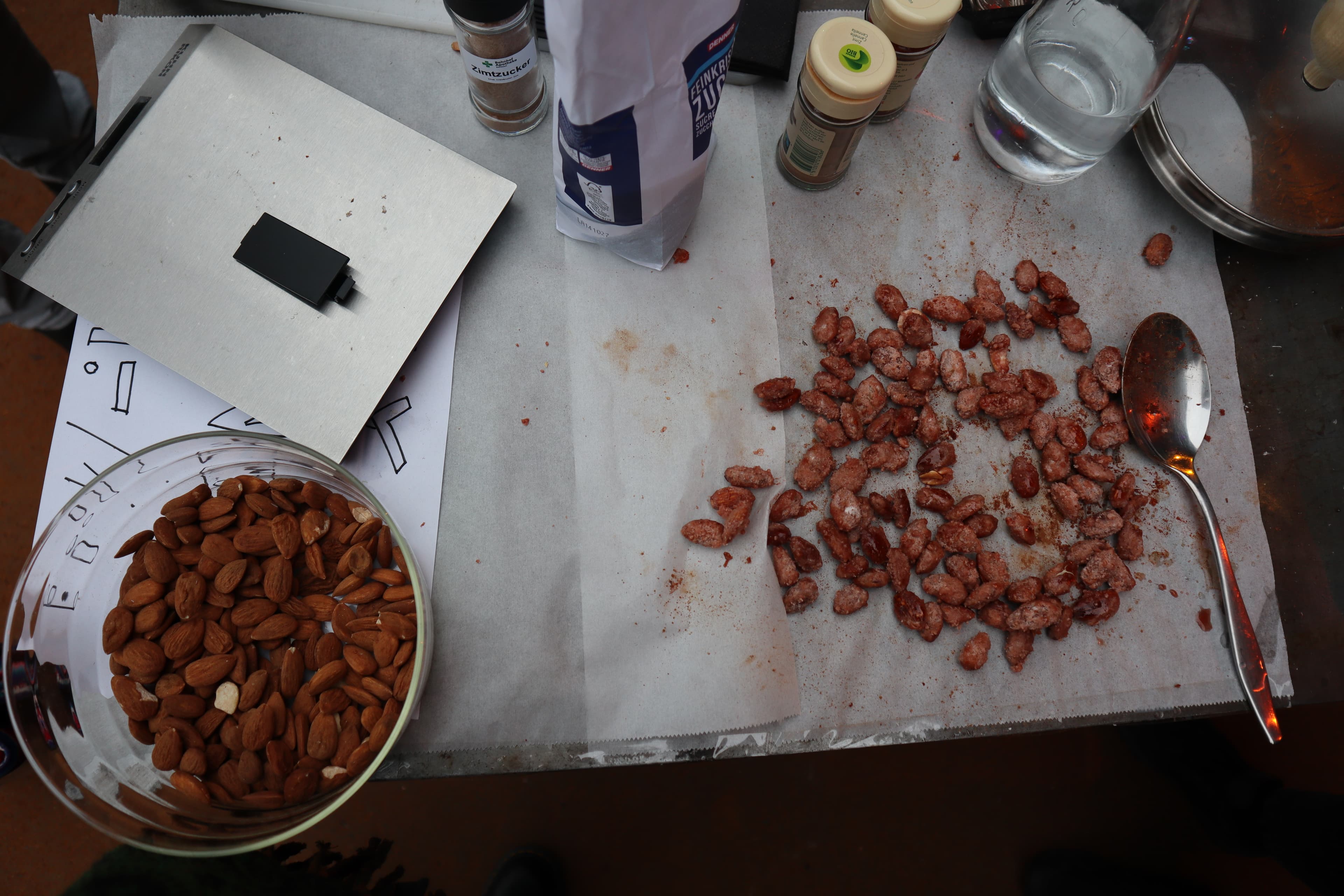 Walk-in-Workshop: Gebrannte Mandeln selber machen 